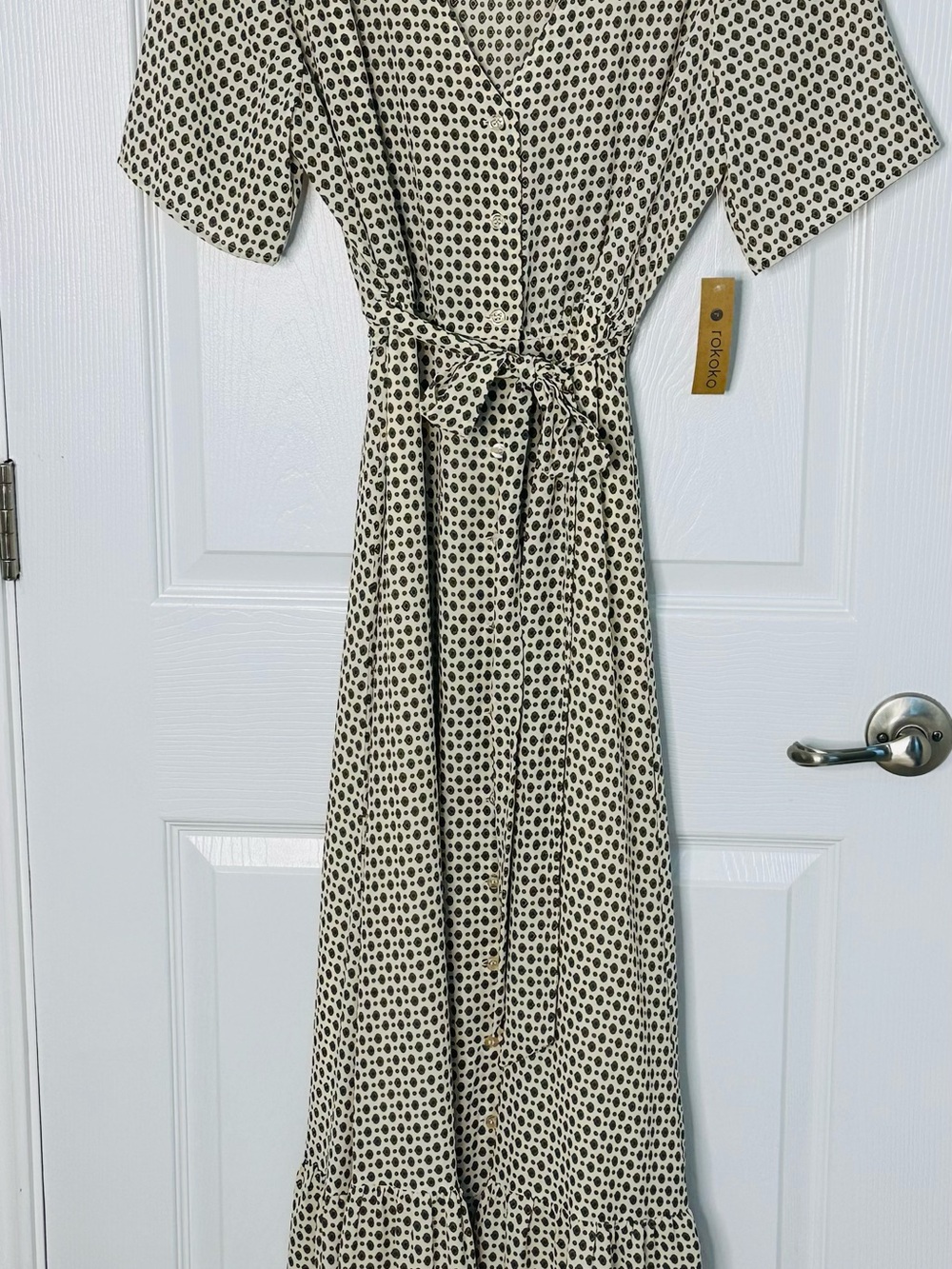 Beige Polka Dot Maxi Dress with Tie Waist sz L #Cottage Core #Flared bottom